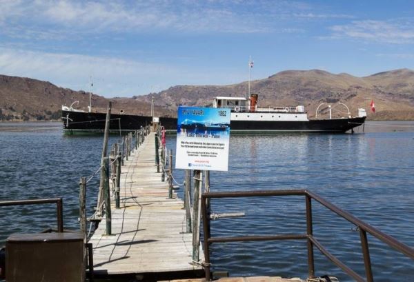 Перуанский ВМФ на озере Титикака